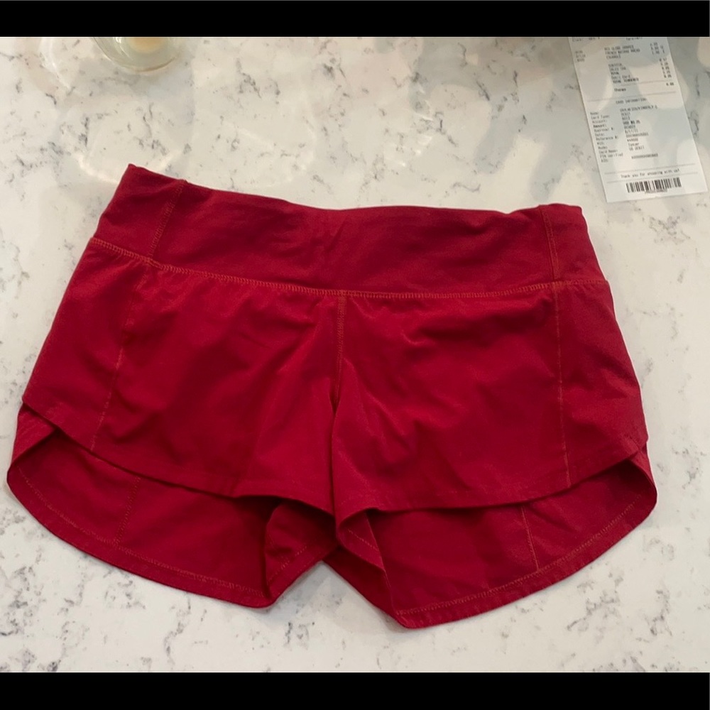 Lululemon speed up shorts 2.5 size 4